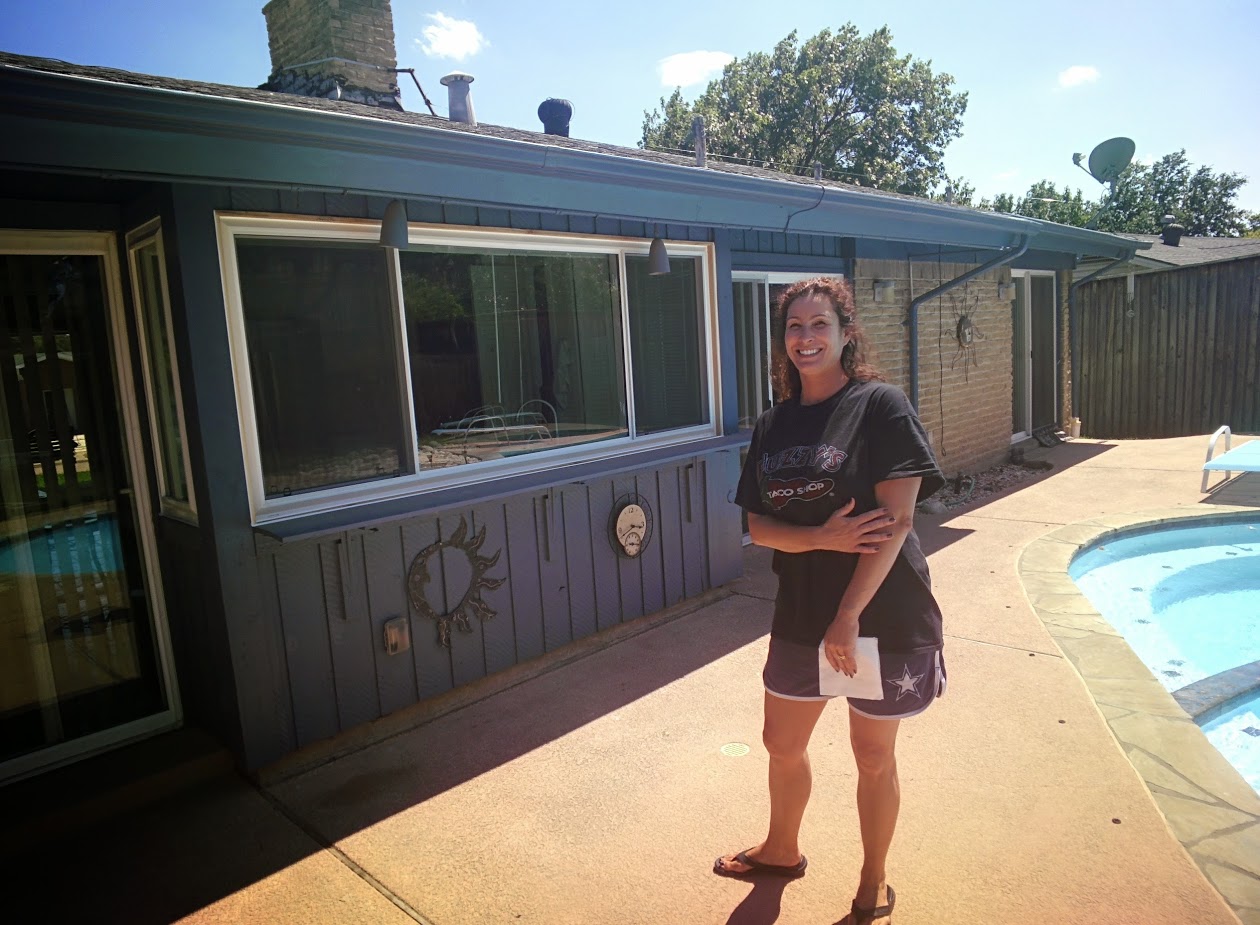 Window Reviews Farmers Branch.  Here's a happy replacement window customer just off Marsh Lane.